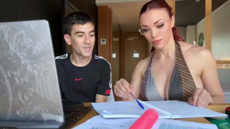 [OnlyFans] Octokuro Hot AI Android Tutor