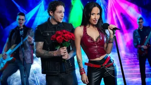 [GotMylf] Izi Blu (Rockstar Milf Takes Roadie on an Exclusive VIP Tour)