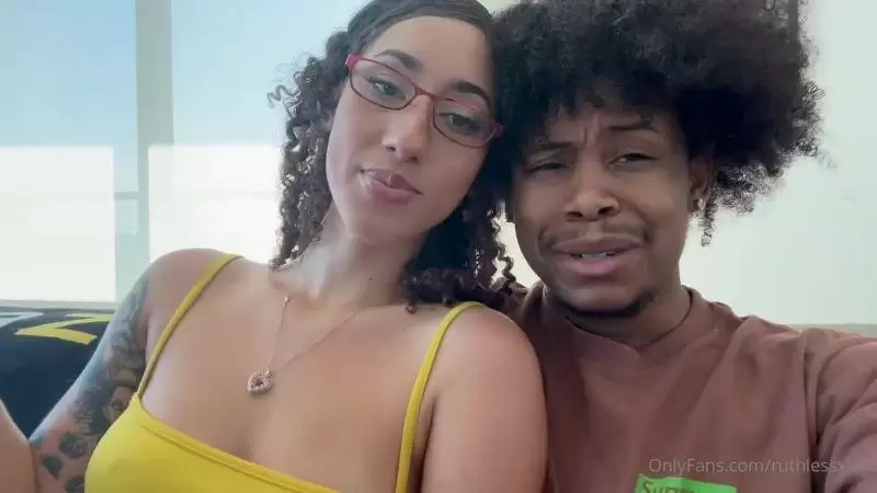 [OnlyFans] Kira Perez Gets Her Fat Pussy Stretched After Getting High