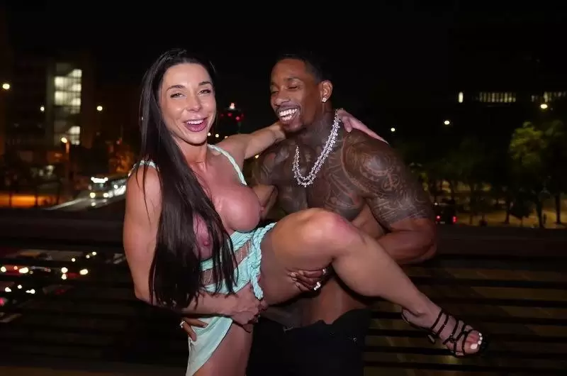 [OnlyFans] Luiza Marcato (Brazilian Tourist Wants To Have Sex in the Streets of Barcelona)