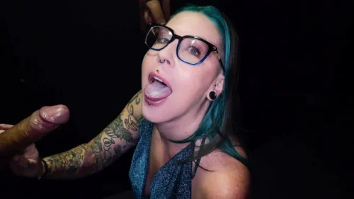 [GloryHoleSecrets] Nikki Zee’s Third Gloryhole